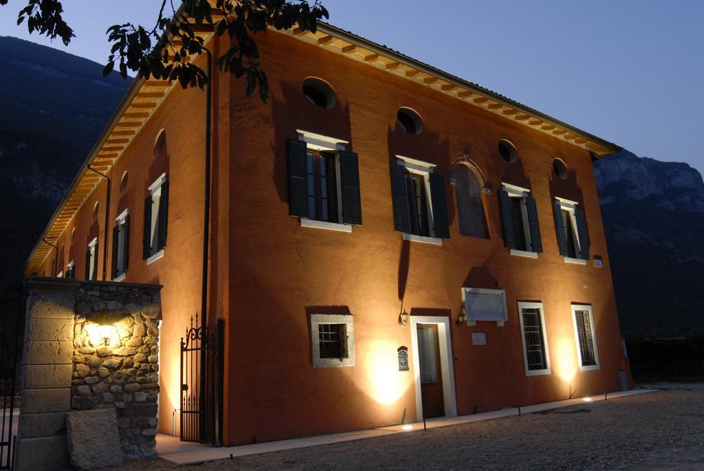 Rivalta di Brentino Agriturismo Al Palazzo מראה חיצוני תמונה